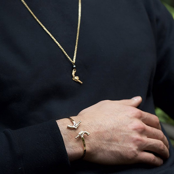 انواع زیورآلات مردانه تأثیر استفاده از زیورآلات بر استایل