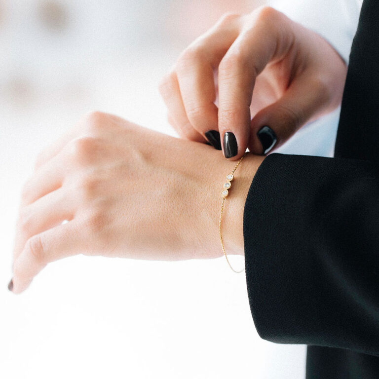 دستبند طلا آرتمیس