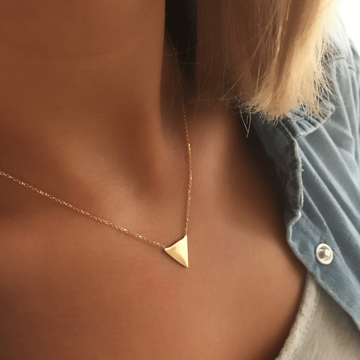 گردنبند طلا مثلث