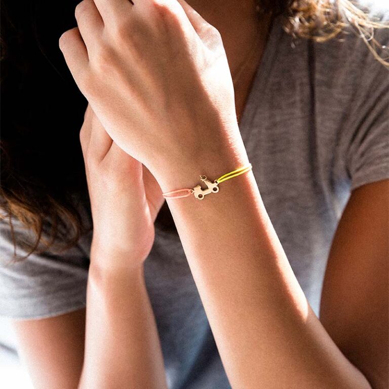 دستبند طلا بافت وسپا پرسته