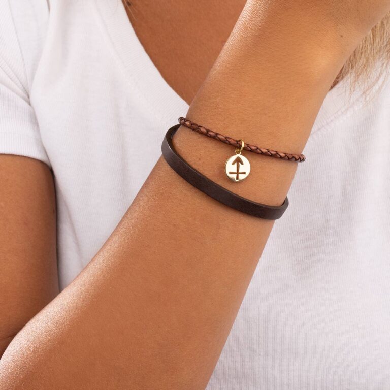 دستبند طلا چرمی نماد ماه آذر