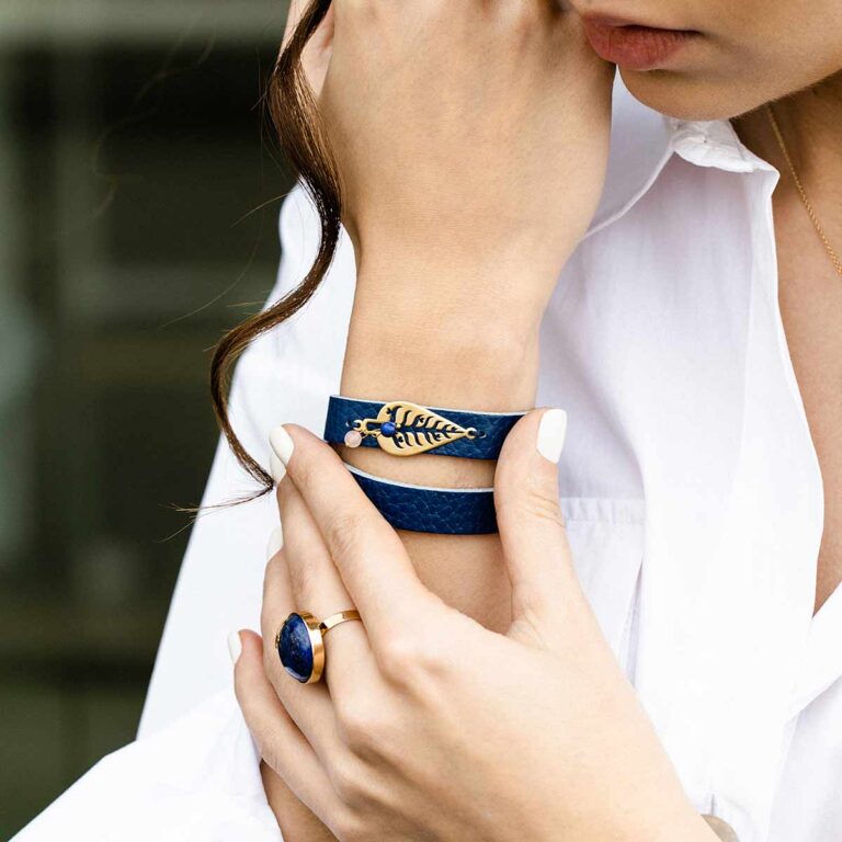 دستبند طلا سرو مهر پرسته