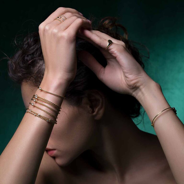 النگو طلا پیچ نگین دار ایشتار