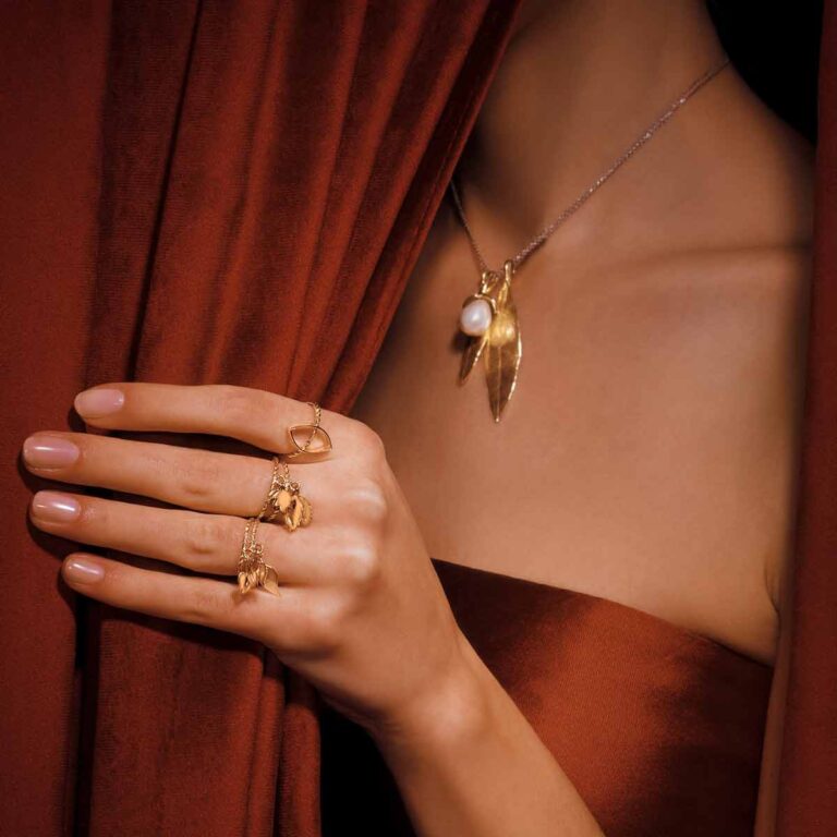 گردنبند طلا ایشتار