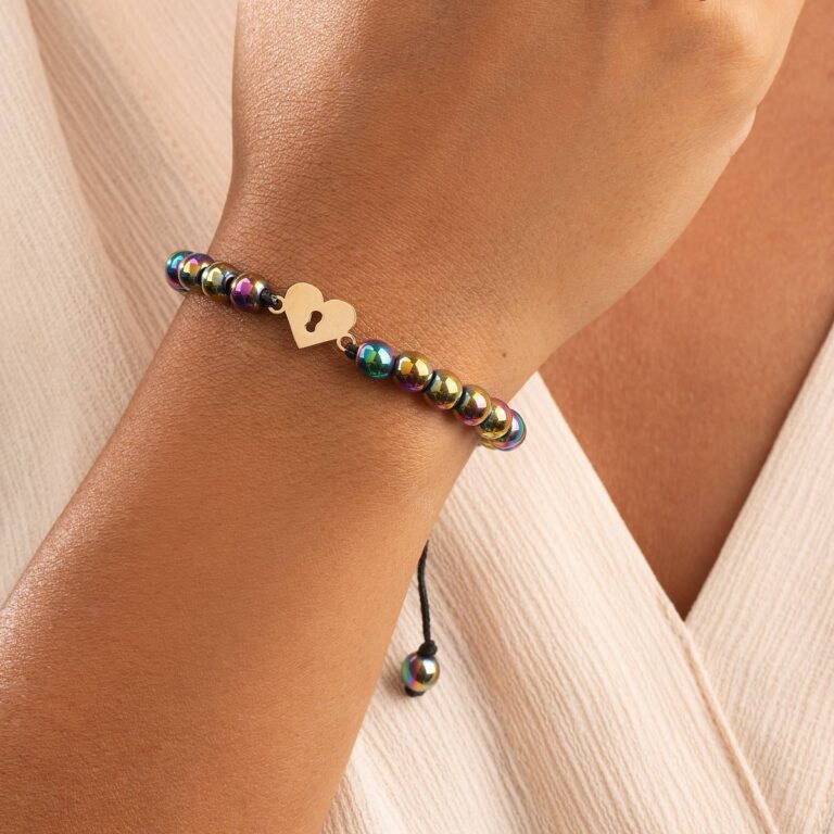 دستبند طلا سنگی قفل قلب