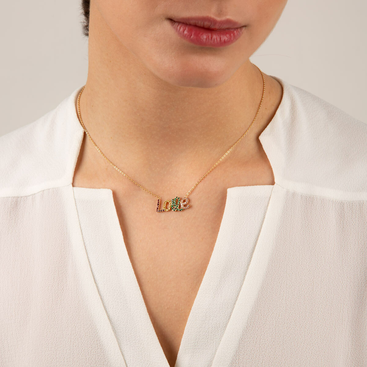 گردنبند طلا Love رنگی نگین دار