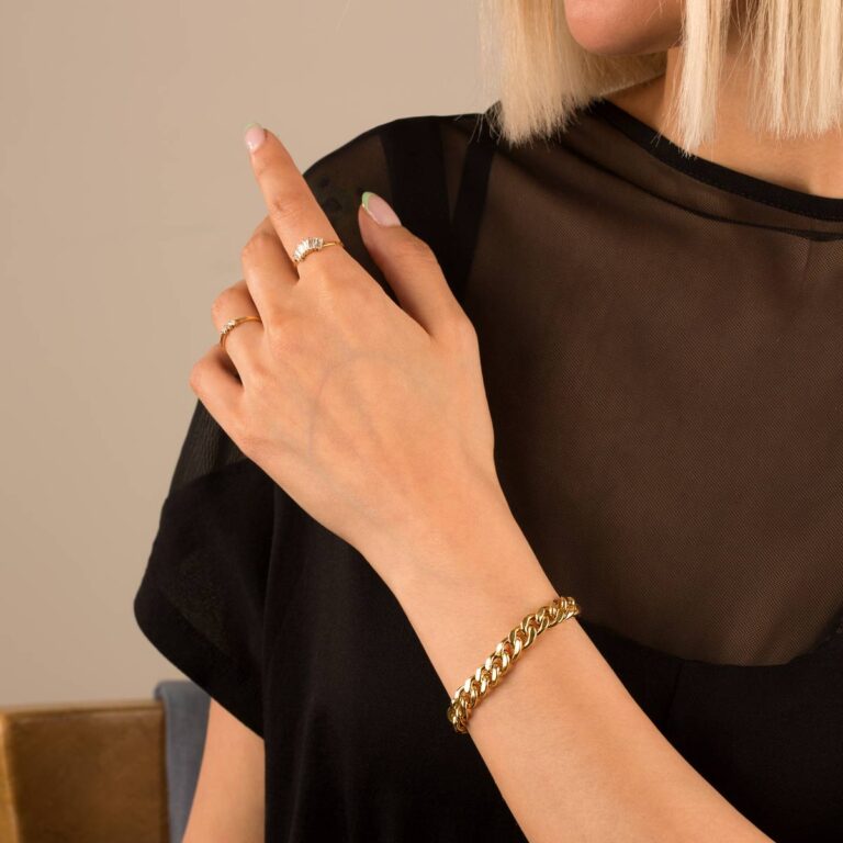 دستبند زنجیری طلا کارتیه 10 میلی متری