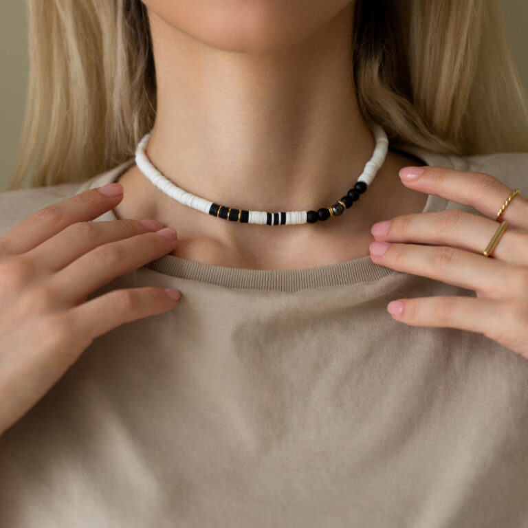 گردنبند طلا سنگی فروز