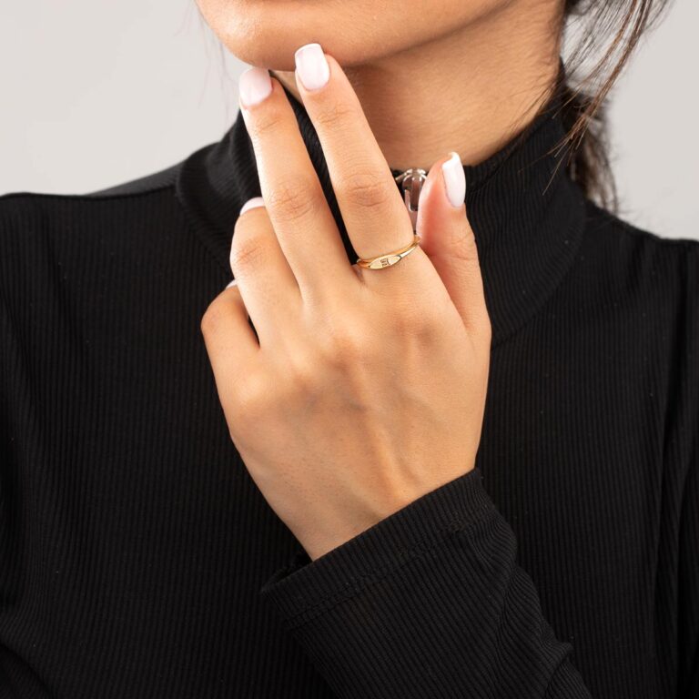 انگشتر طلا پینکی حرف E