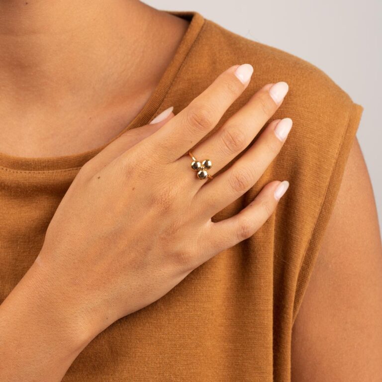 انگشتر طلا گل ۳ پر