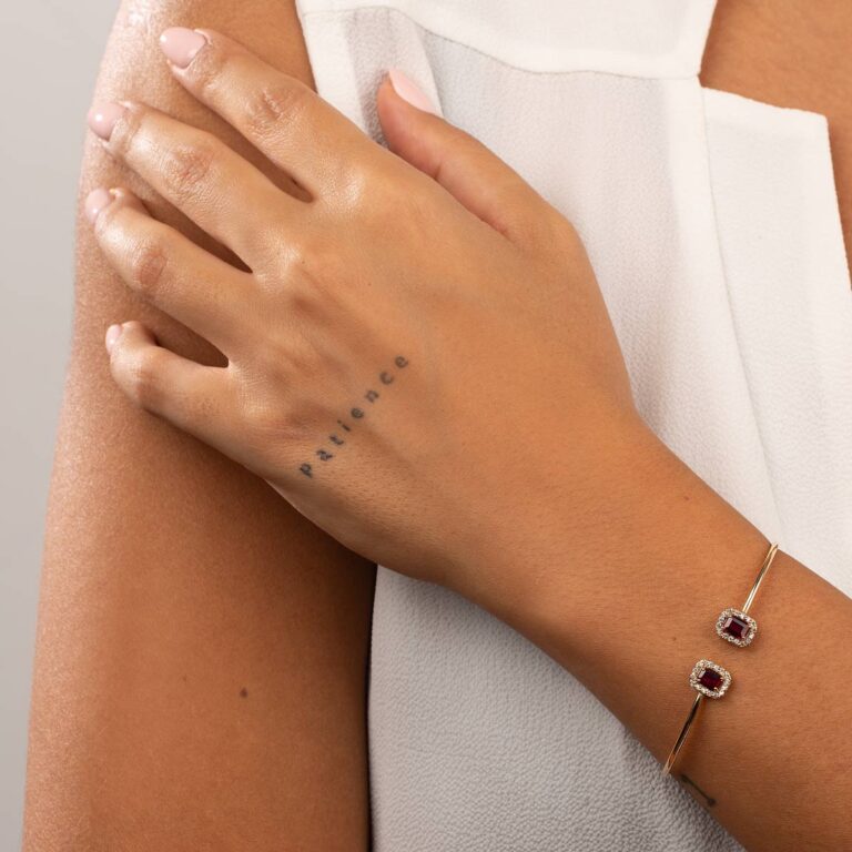 النگو طلا باگت امیلین قرمز