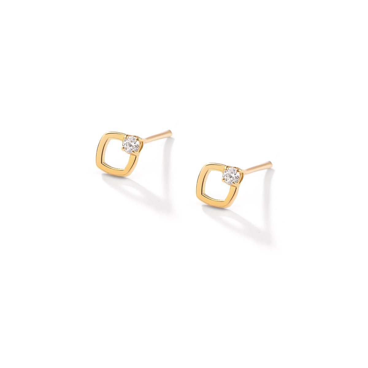 Eliora gold earrings g
