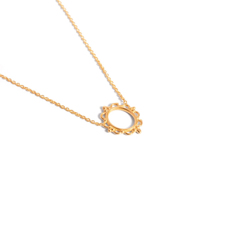 Niam gold necklace g