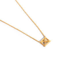 Ayra gold necklace g