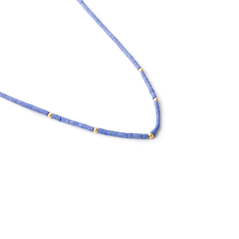 Gold necklace with five spheres G