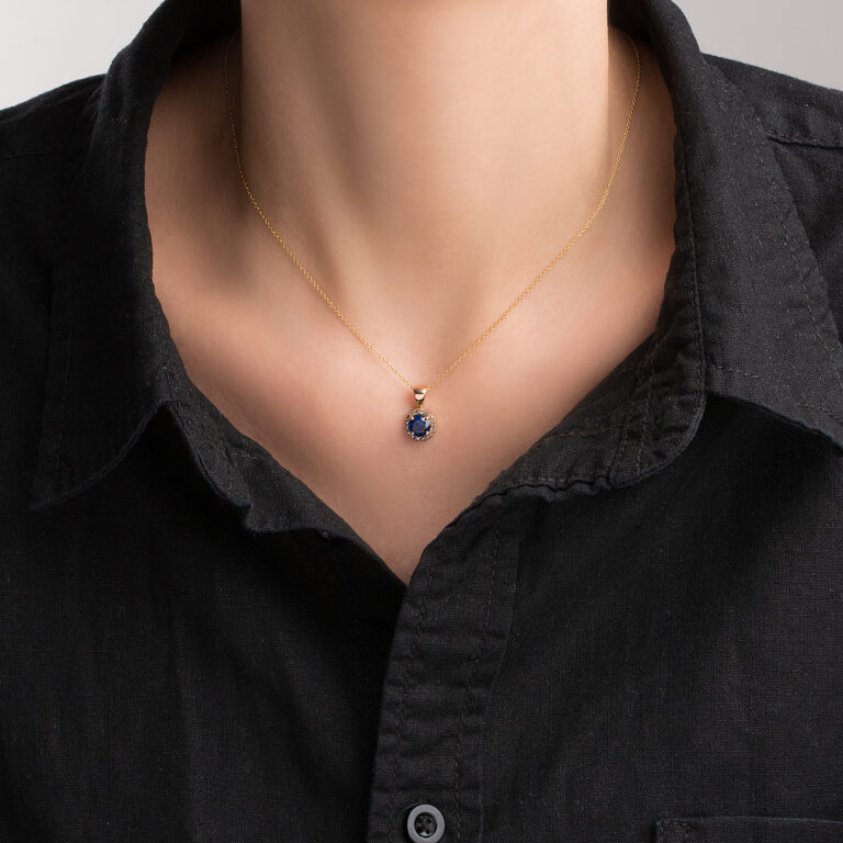 آویز طلا وانیا سرمه ای گالری طلا پرسته