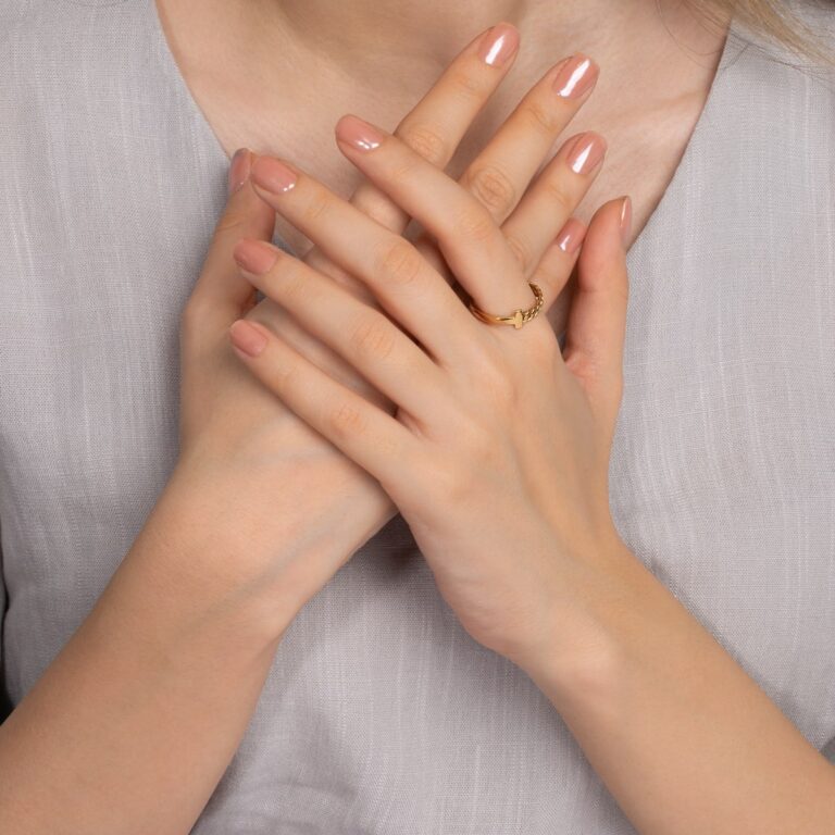 انگشتر طلا کارتیه ساتین - تصویر 3