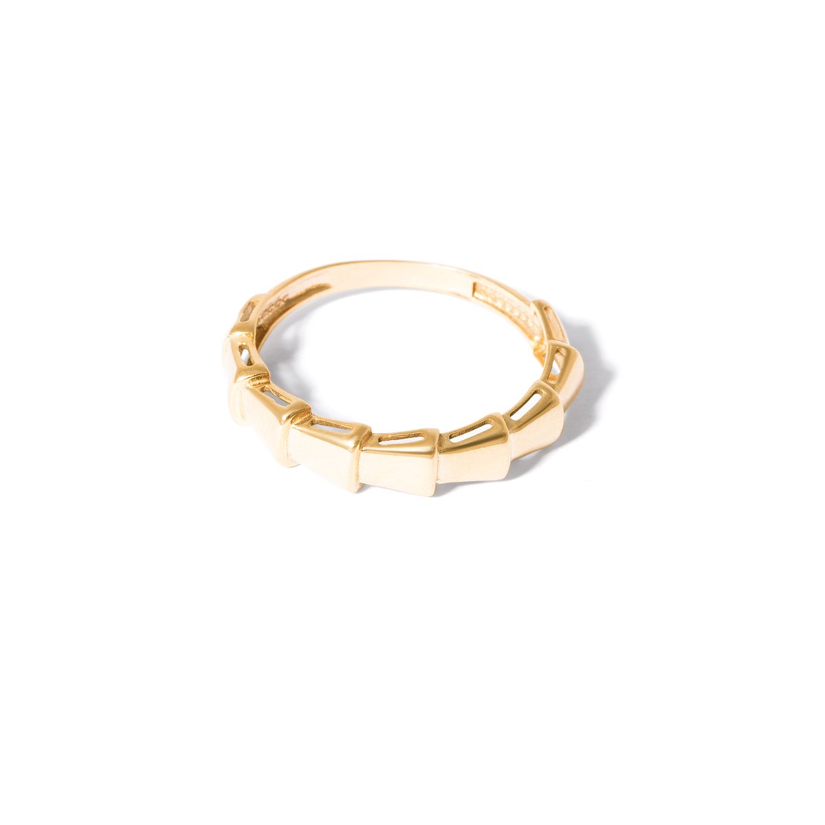 Lamia fluted gold ring g