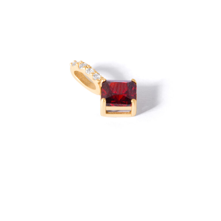 Rira red rhombus gold pendant g