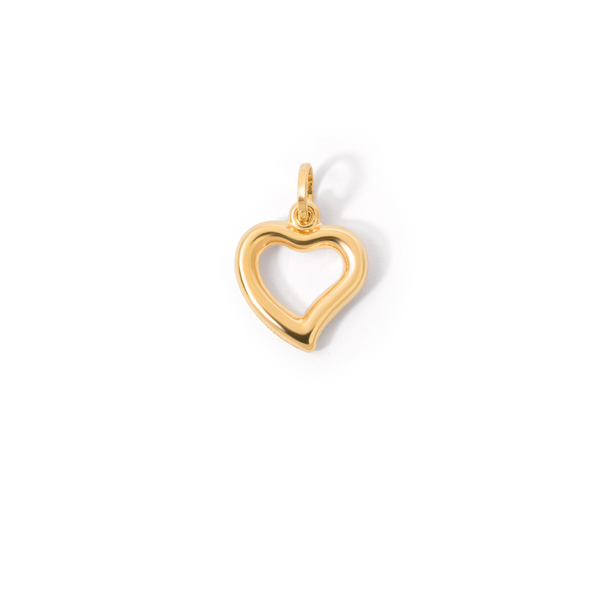 Sanva heart gold pendant g