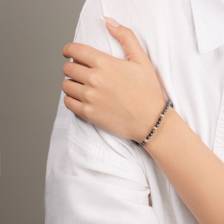 دستبند طلا سنگی حدید تیره لیو - تصویر 2