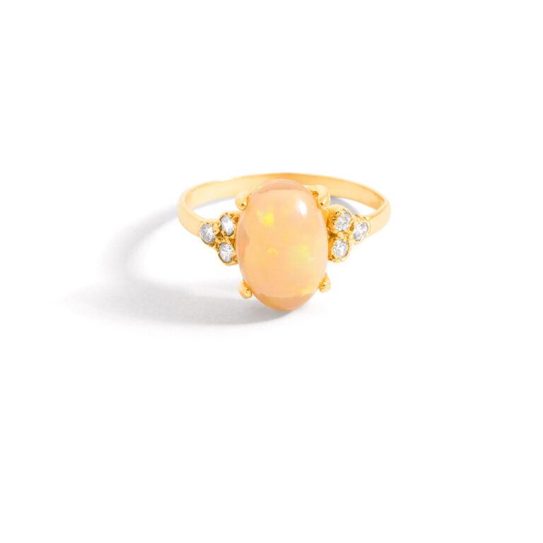 Anya opal gold ring g