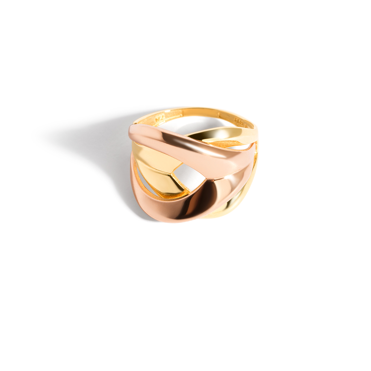 Knotted gold ring g