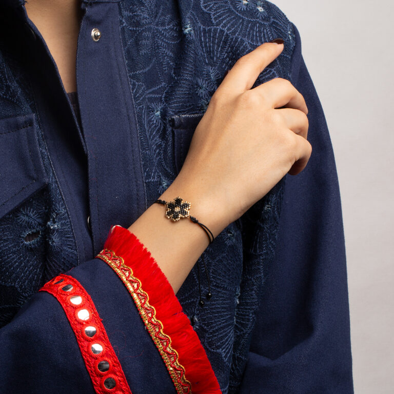 دستبند طلا بافت منجوقی گل گالری طلا پرسته