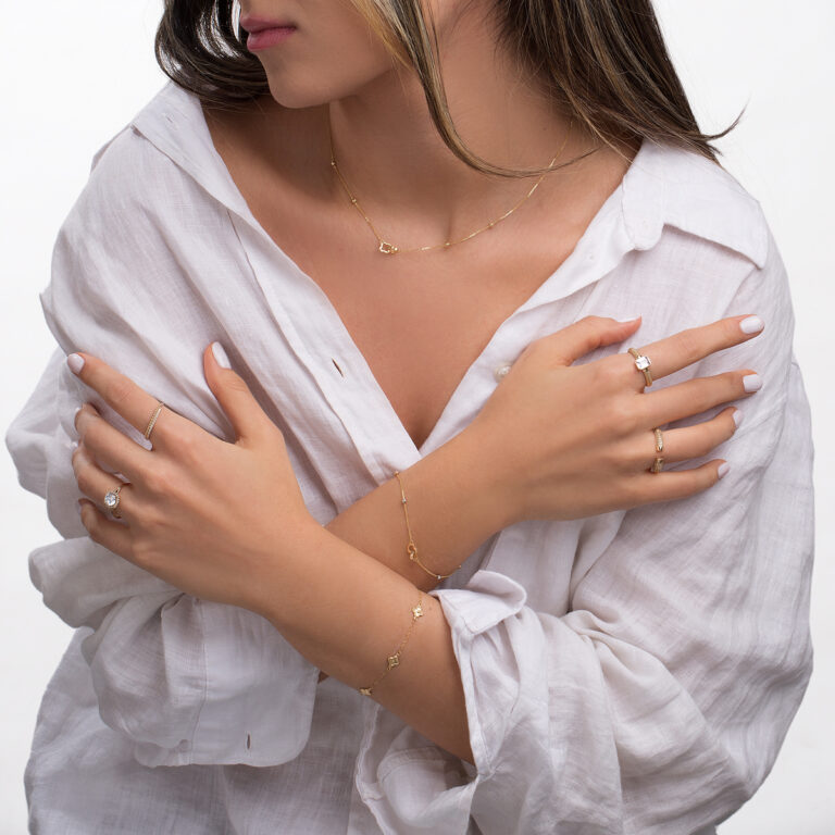 انگشتر طلا نگین دار کارولین گالری طلا پرسته