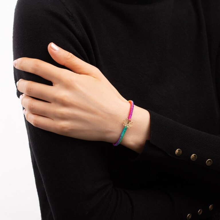 دستبند طلا بافت گل اسلیمی گالری طلا پرسته