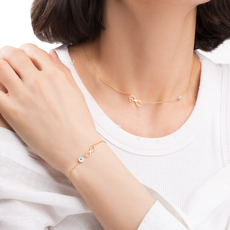 دستبند طلا زنجیری قلب و بی نهایت گالری طلا پرسته