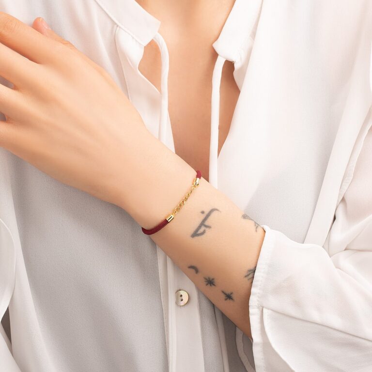 دستبند طلا بافت کارتیه زرشکی گالری طلا پرسته