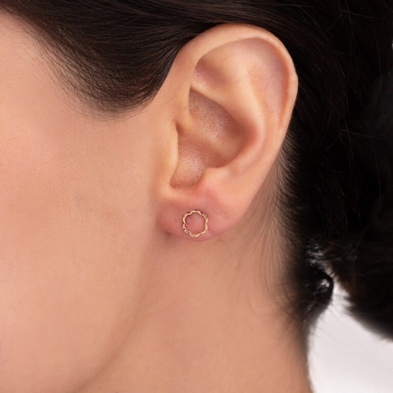 گوشواره طلا گل تو خالی گالری طلا پرسته