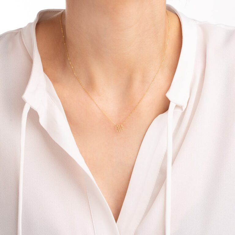 گردنبند طلا گل هشت پر گالری طلا پرسته