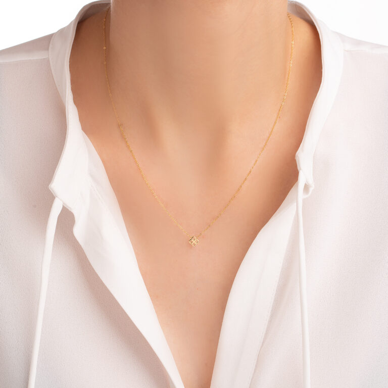 گردنبند طلا لوزی ونکلیف کوچک گالری طلا پرسته