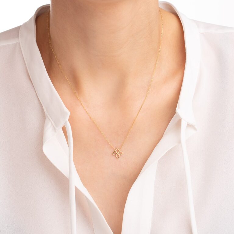 گردنبند طلا گل لاران گالری طلا پرسته