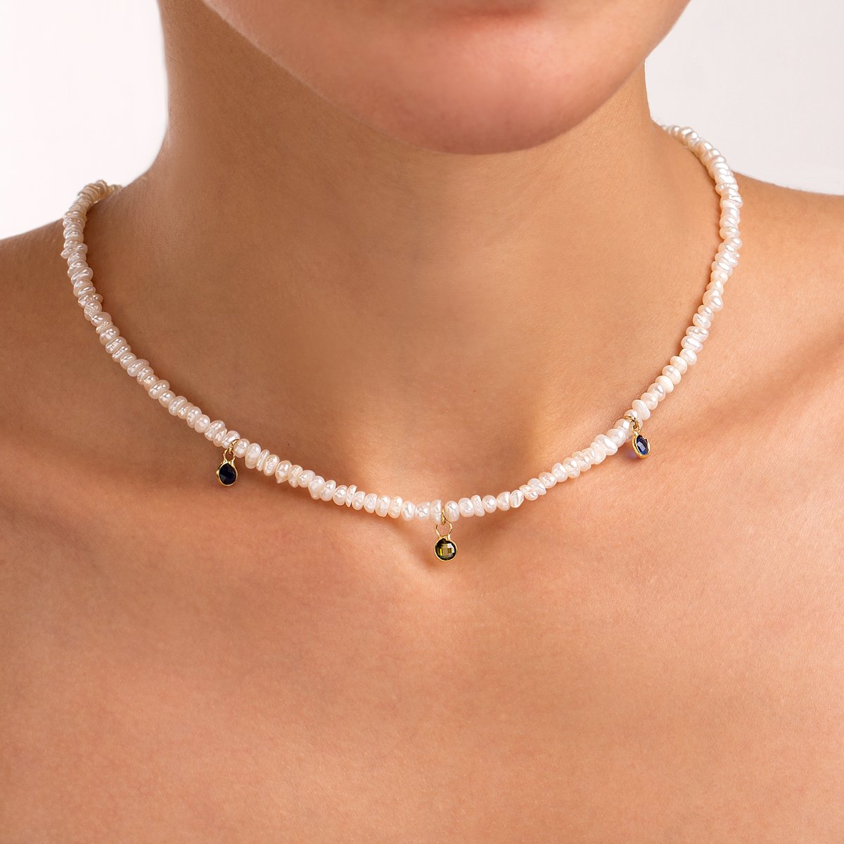 گردنبند طلا مروارید سه نگین گالری پرسته