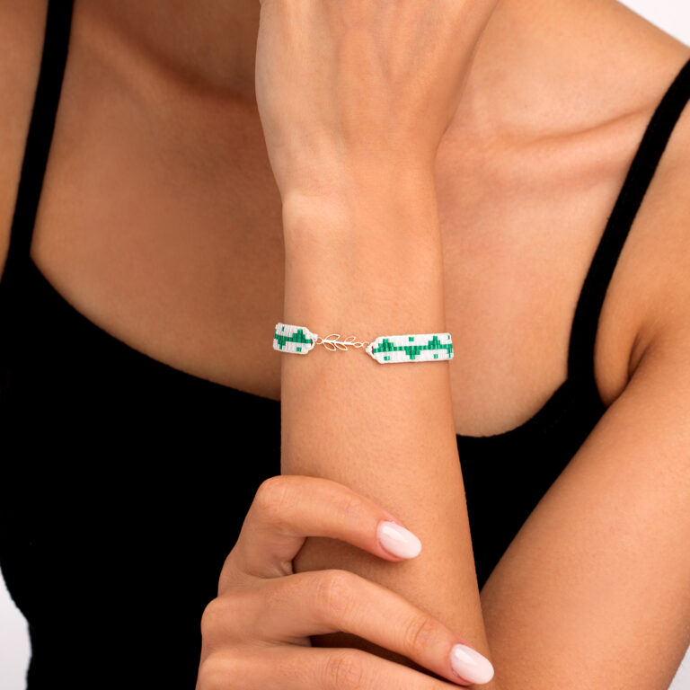 دستبند طلا بافت منجوقی برگ آبشاری گالری طلا پرسته