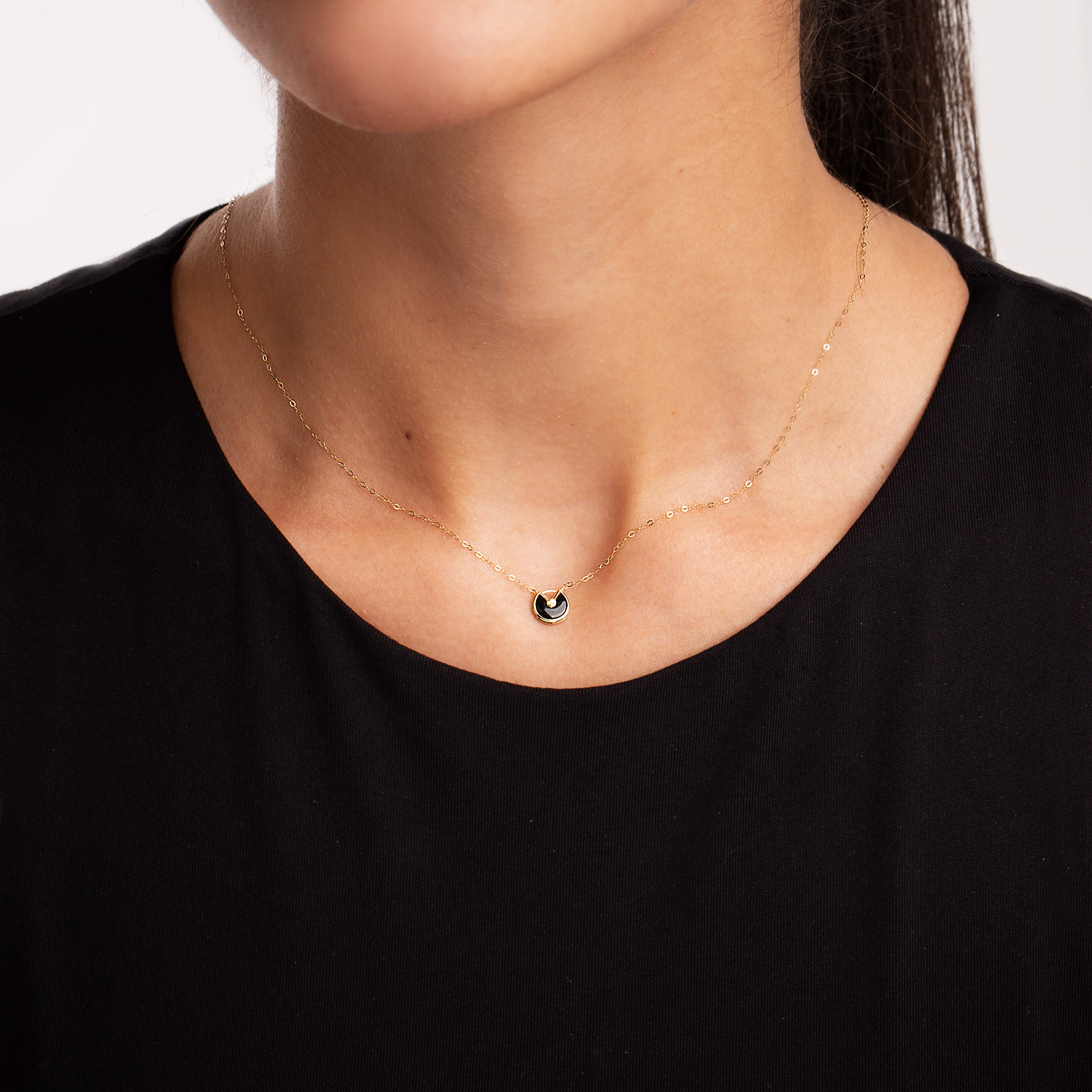 گردنبند طلا مروارید صدف و گوی گالری پرسته