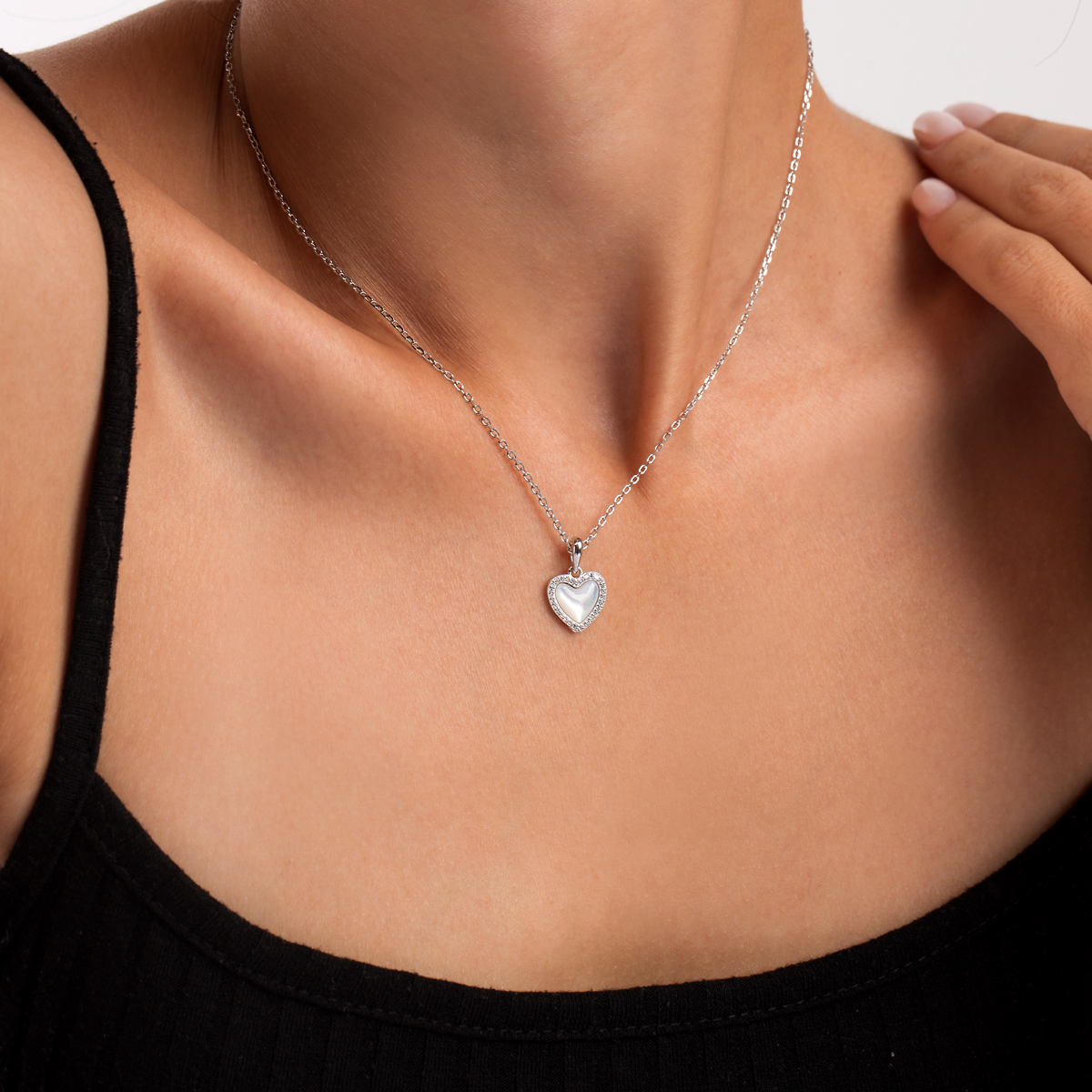 گردنبند نقره قلب و صدف گالری طلا پرسته