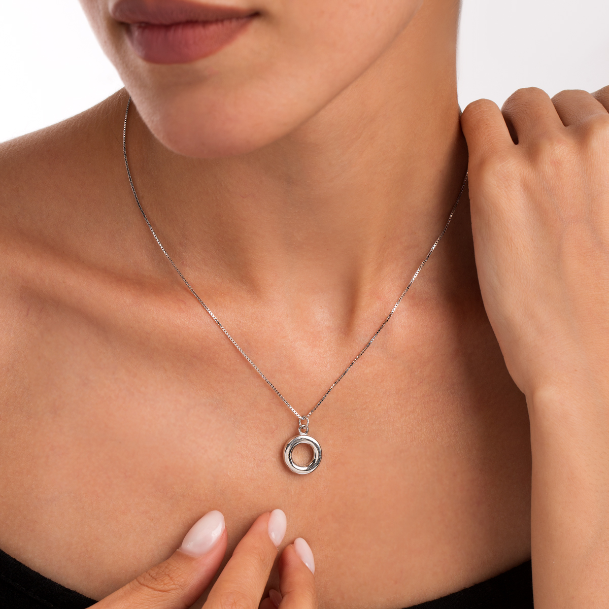 گردنبند نقره دایره گالری طلا پرسته