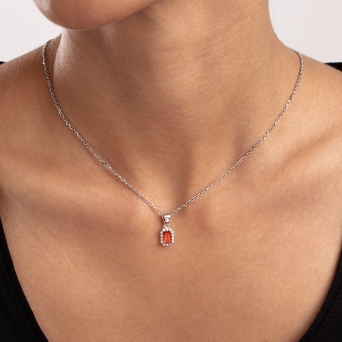 نیم ست نقره نگین دار مستطیل قرمز گالری طلا پرسته