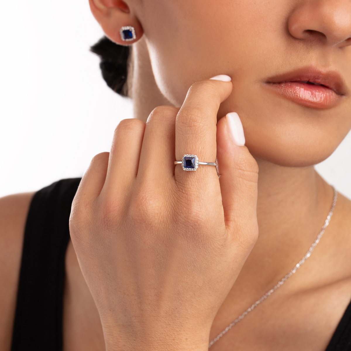 نیم ست نقره نگین دار مربع سرمه ای گالری طلا پرسته