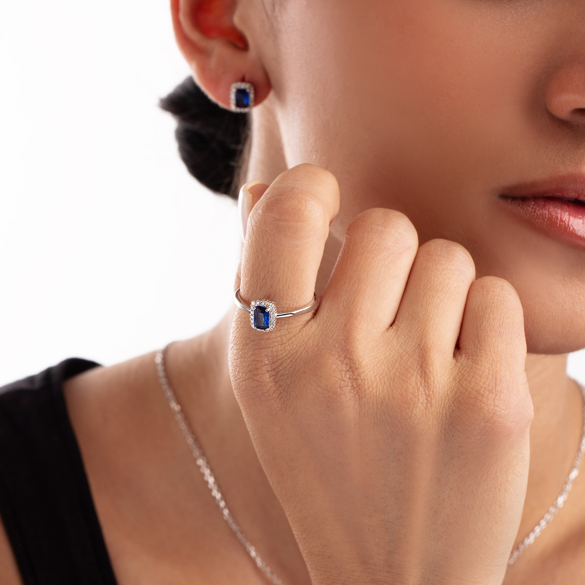 نیم ست نقره نگین دار مستطیل سرمه ای گالری طلا پرسته