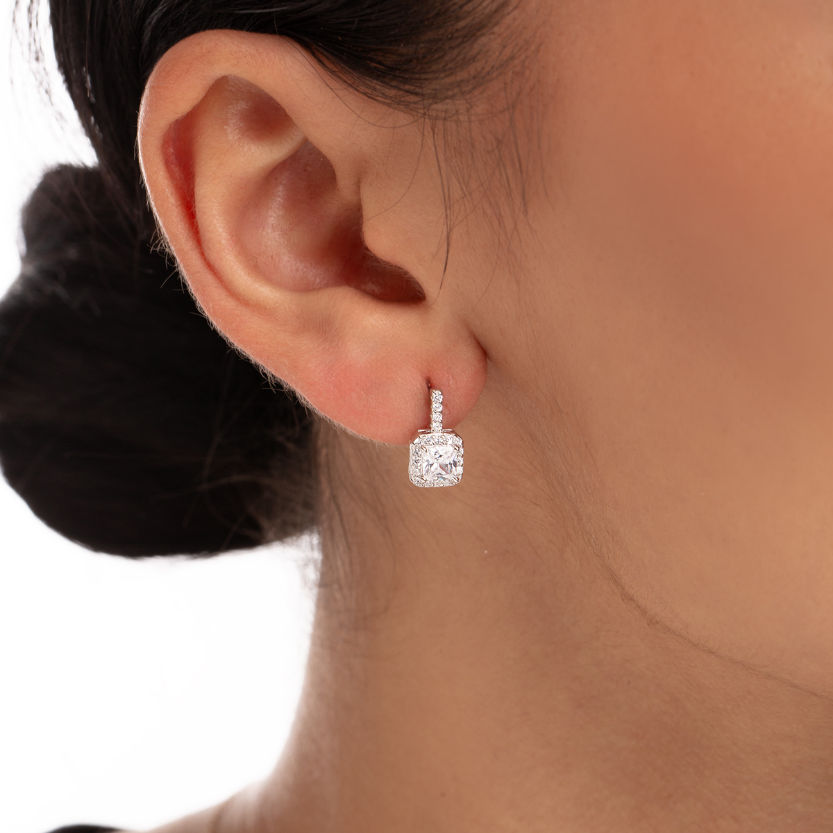 نیم ست نقره نگین دار مربع سفید گالری طلا پرسته