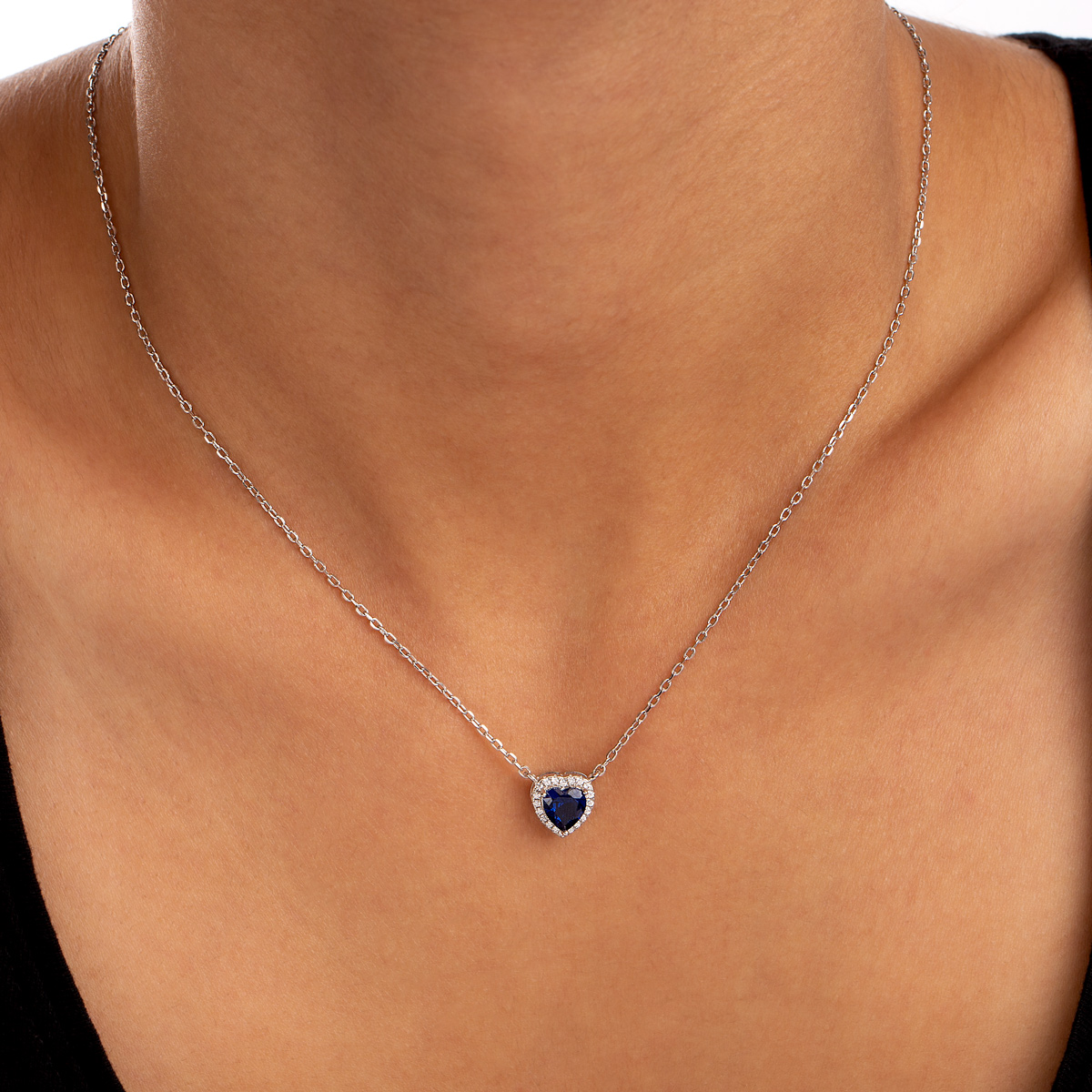 ست نقره نگین دار قلب سرمه ای گالری طلا پرسته