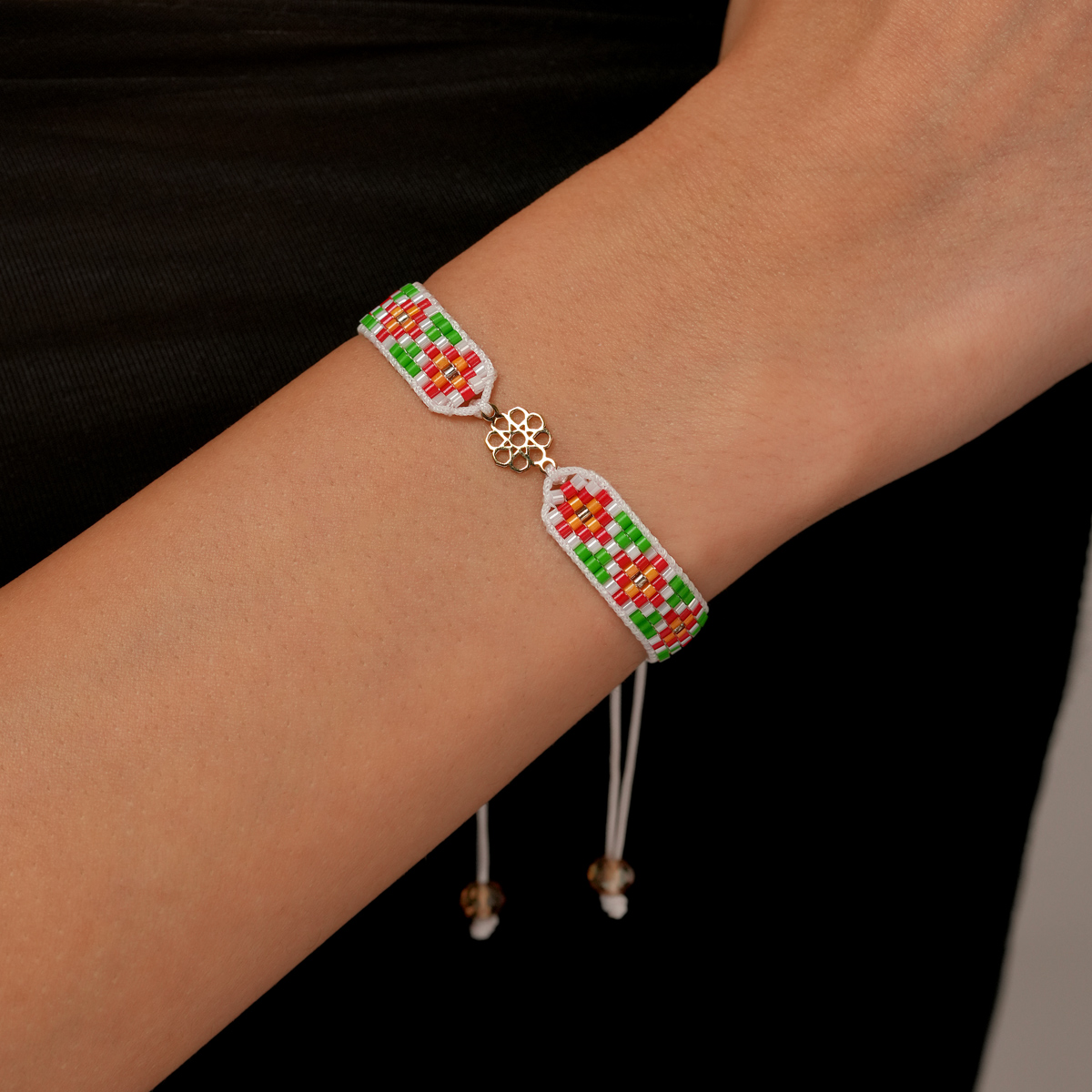 دستبند طلا بافت منجوقی گل اسلیمی گالری طلا پرسته