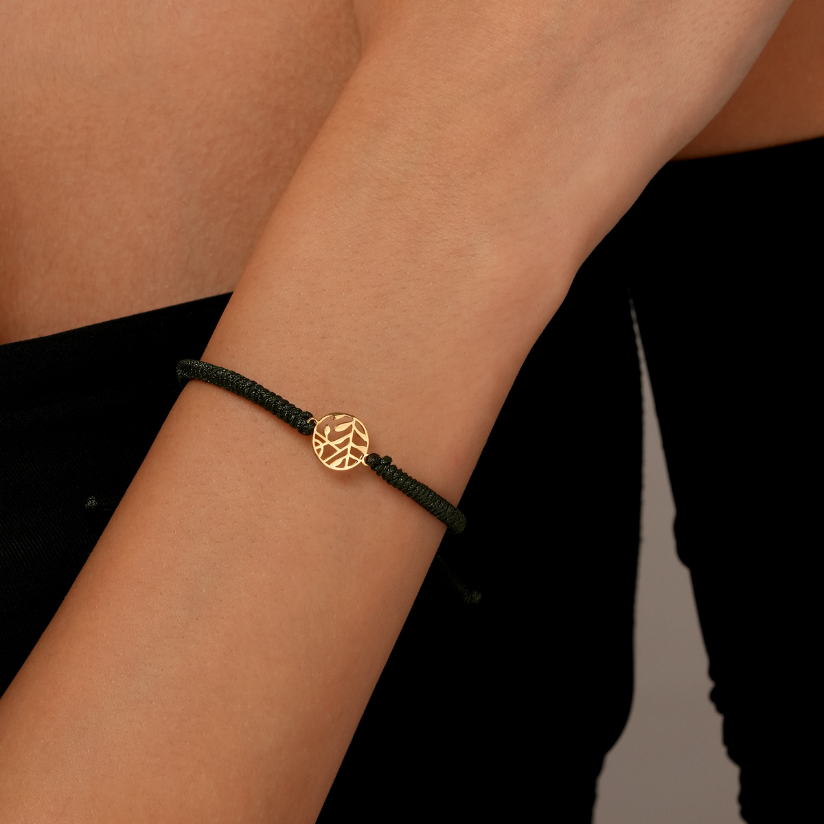 دستبند طلا بافت دایره برگ گالری طلا پرسته