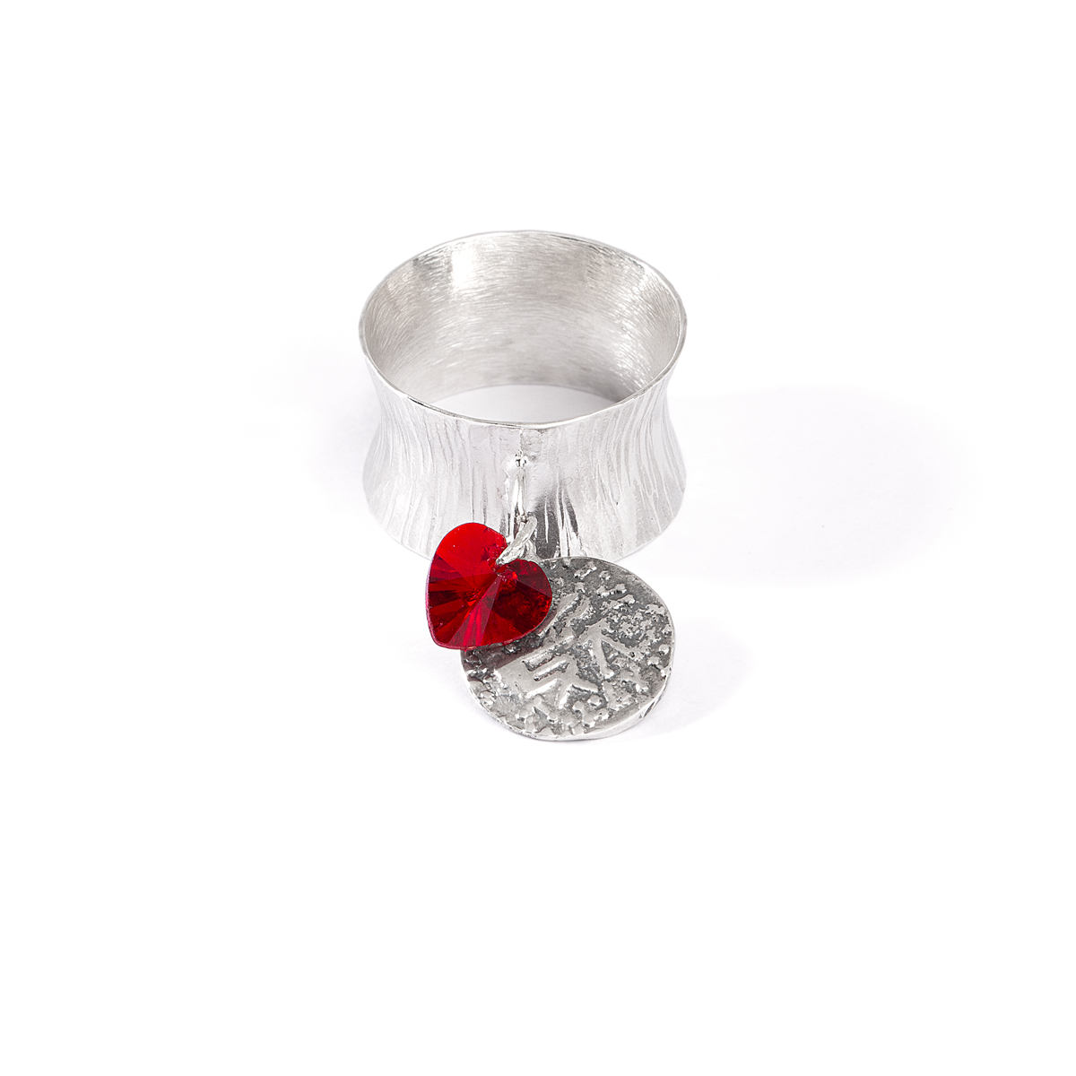 انگشتر نقره آویز دایره و قلب قرمز گالری طلا پرسته