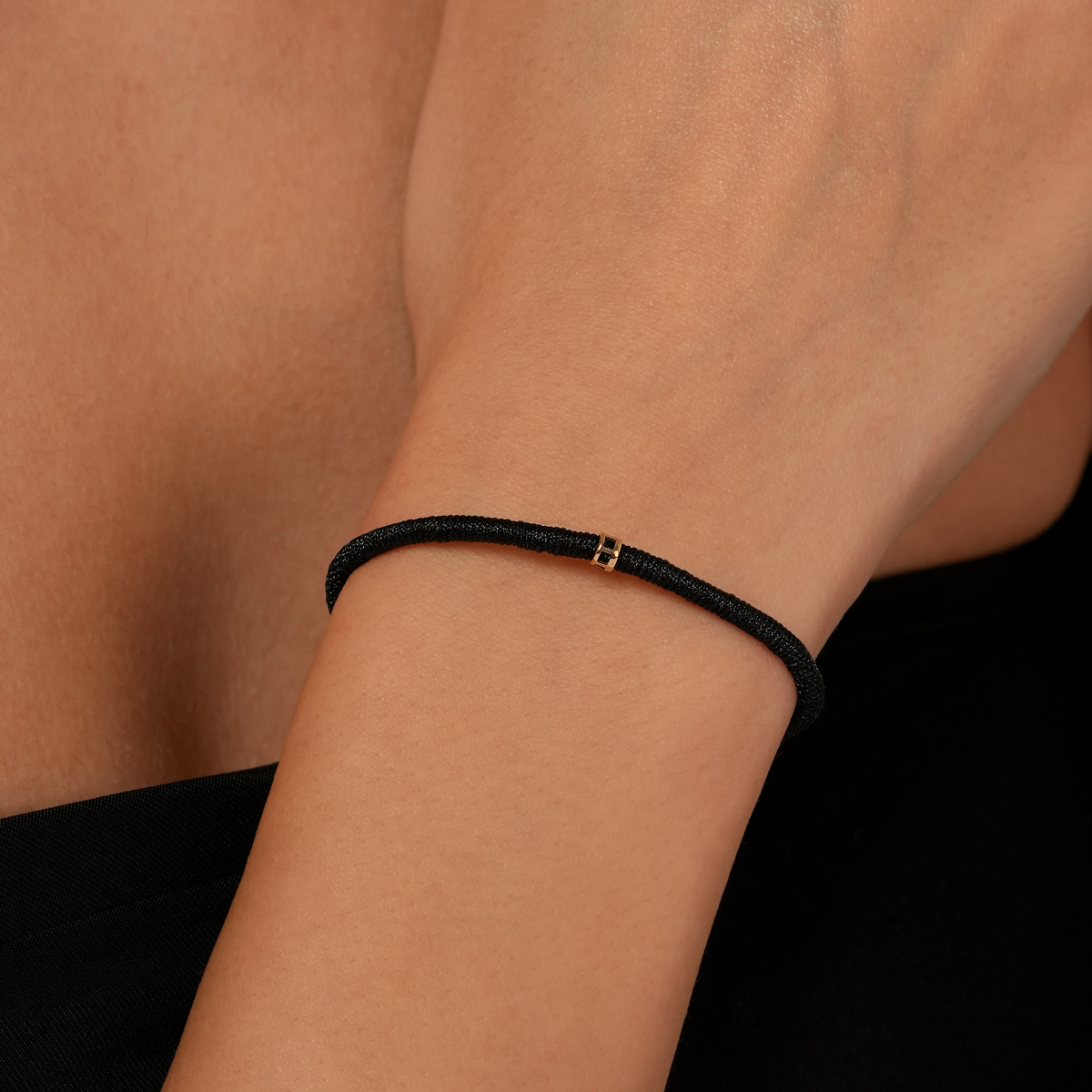 دستبند طلا بافت رینگ مربع تو خالی گالری طلا پرسته